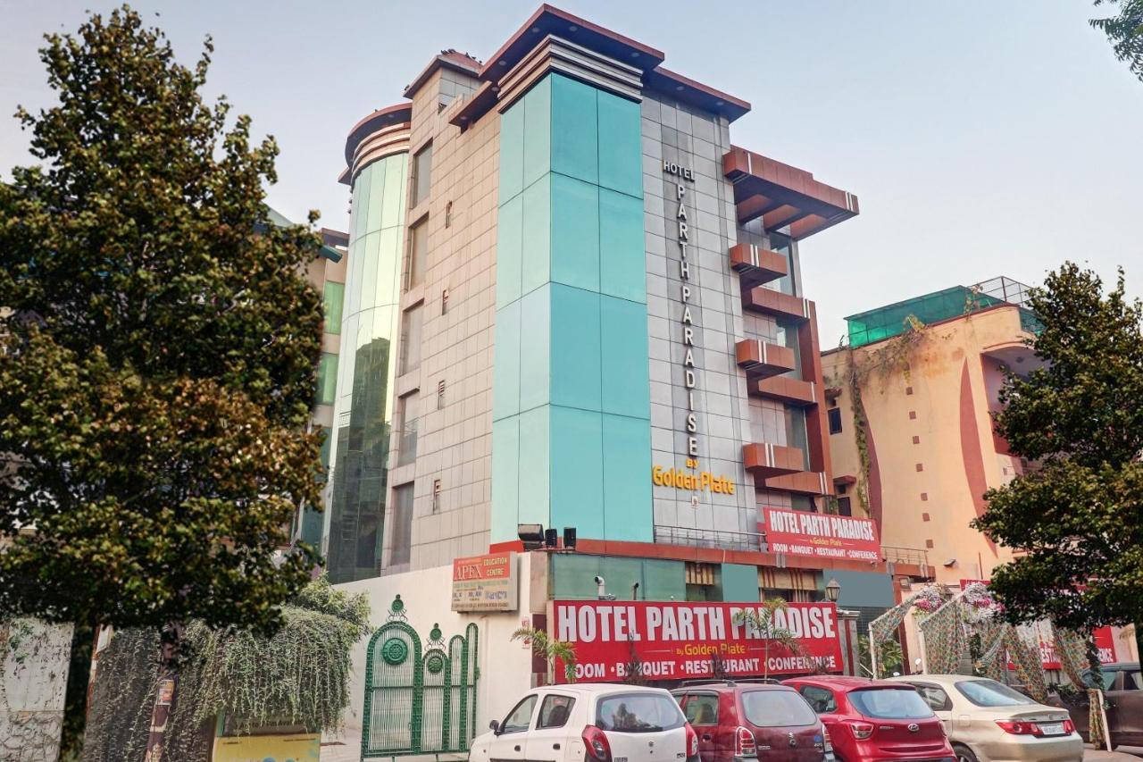 Oyo Townhouse 748 Hotel Parth Paradise Газиабад Екстериор снимка